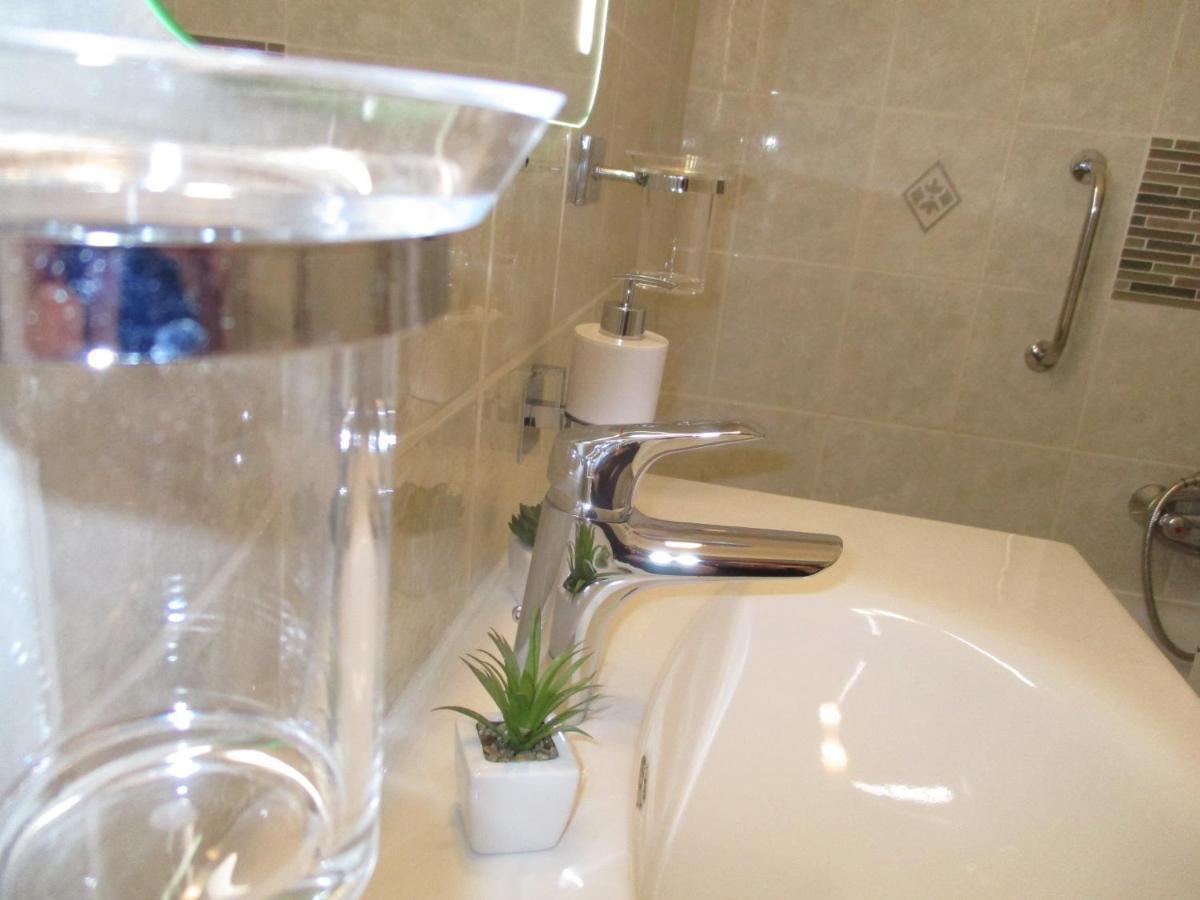 Ferencesek apartman Pecs Bagian luar foto